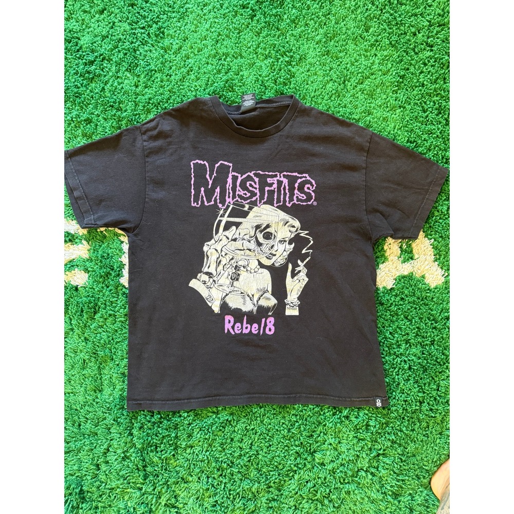 Rebel8 Misfits Graphic T-Shirt Mens XL Black Short Sleeve Punk Streetwear Skull‎